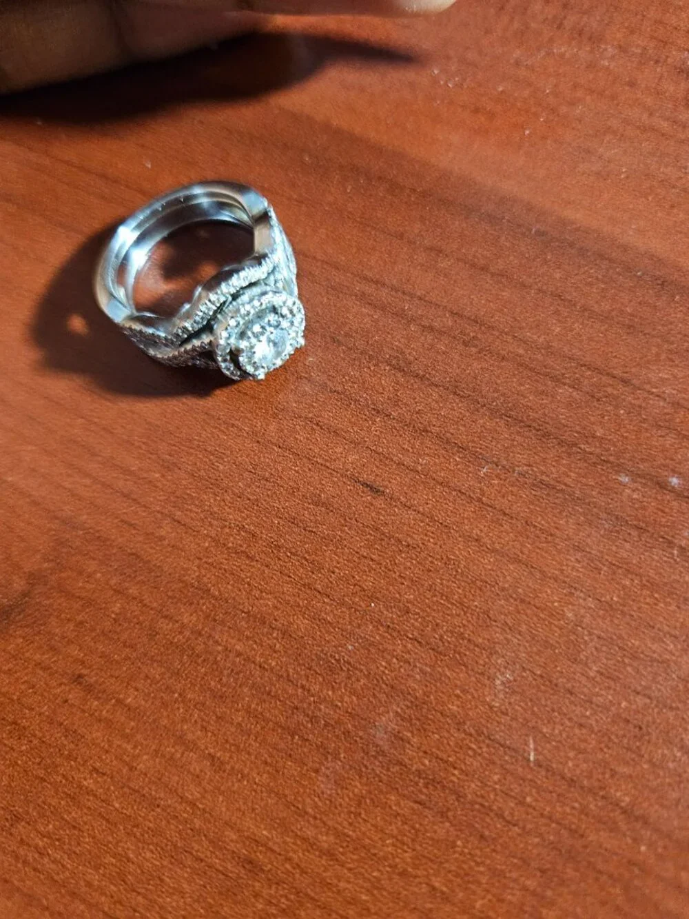 Wedding ring - Picture 3 of 7